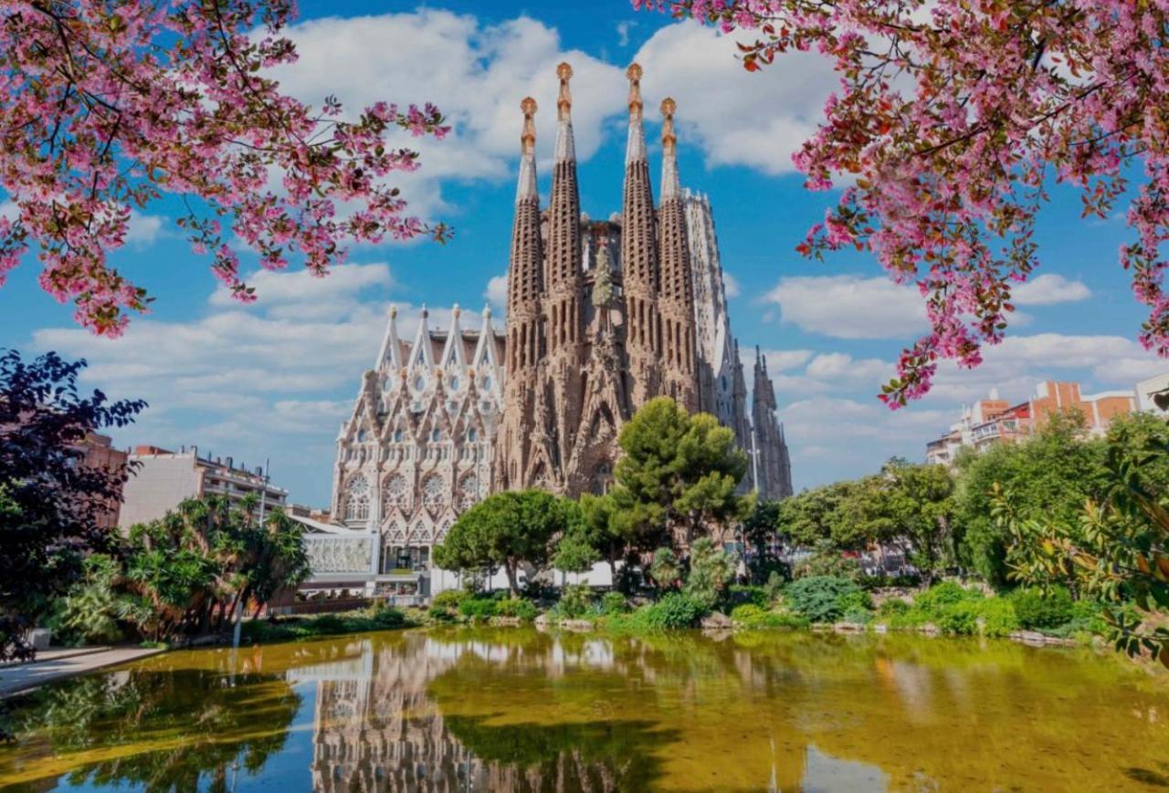 Room Con Bano Privado Sagrada Familia Барселона Екстер'єр фото